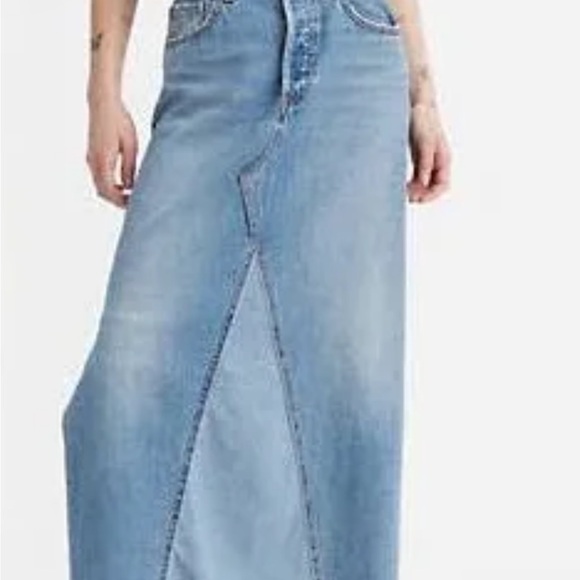 Levi’s maxi skirt. Blue. Preowned. Size 27 - Picture 2 of 6